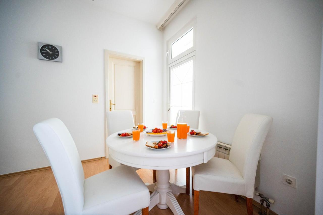 Bright And Modern 1Bdr Apartment In The Center SJJ Eksteriør bilde