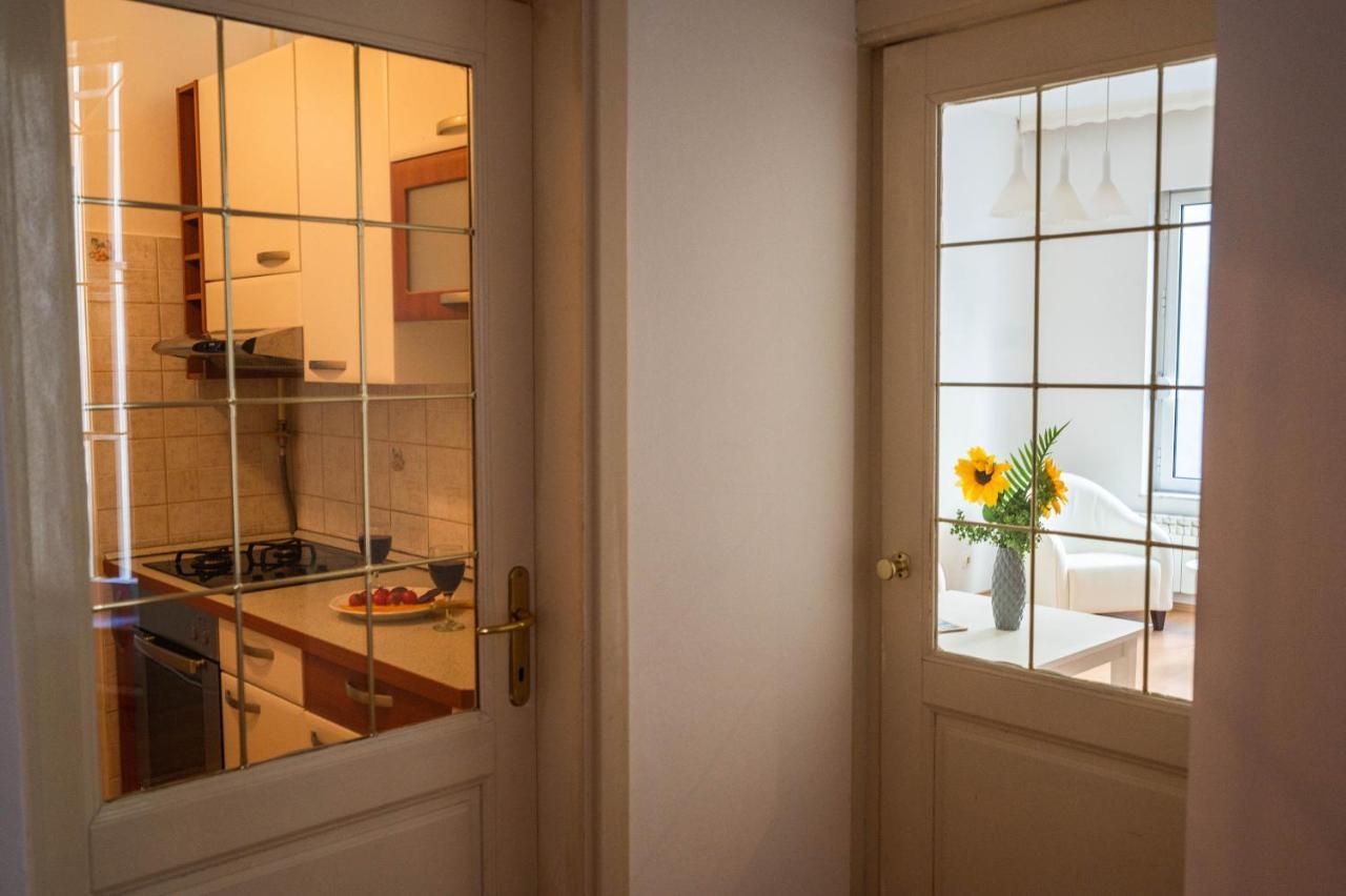 Bright And Modern 1Bdr Apartment In The Center SJJ Eksteriør bilde